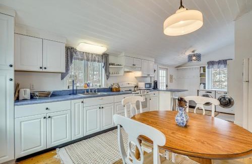 Manchester Center House | 12 Mi to Bromley Mtn Ski Resort: Quiet Hideaway