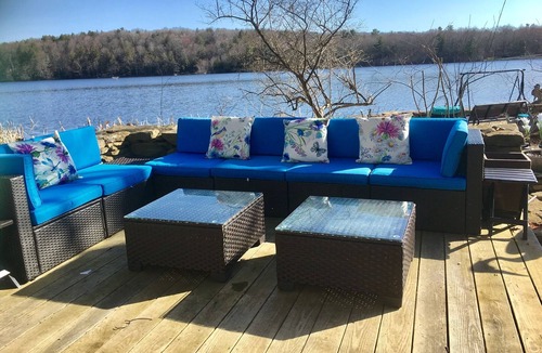 Goshen House | 160 feet of lakefront in the bucolic Litchfield Hills.
