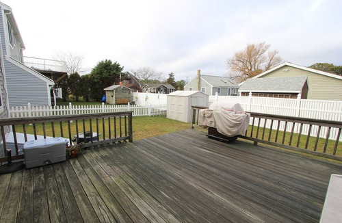 Sandwich House | 18 Knott Ave