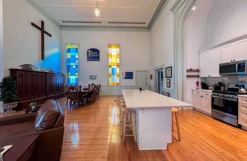 Conway House | 1826 Conway Renovated Church | 5 Bedroom, Lake Access