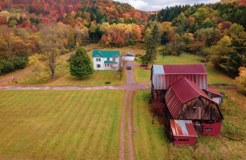Andover House | 1880 Farmhouse With Direct Access to Tall Pines ATV Park