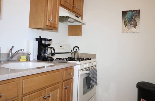 Belleville Apartment | 1BR Apartment - Free Parking - Self Check-In