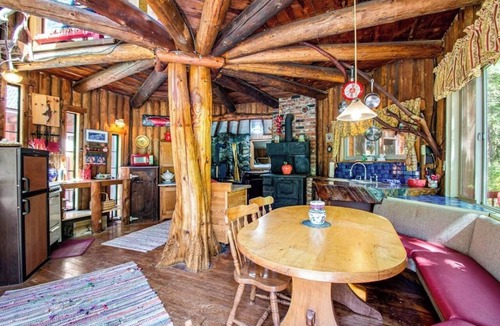 Sequim Cabin | 1BR Dog Friendly | WoodStove | Deck | Firepit