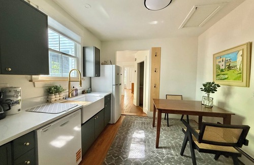 Brunswick Apartment | 1st FL Downtown Grand Brunswick