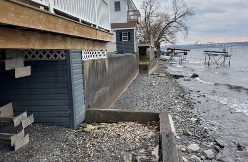 Town of Ledyard Cottage | 2 bedroom 1.5 bath - cottage in welcoming Aurora on Cayuga Lake!