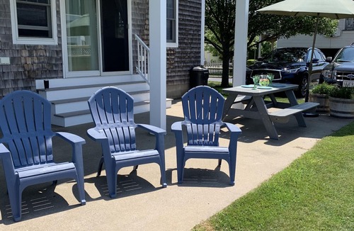 Wells Beach House | 2 Bedroom Cottage Steps from Wells Beach with Views of Rachel Carson Preserve