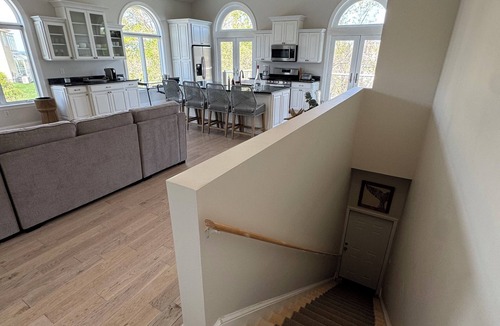 Minot Apartment | 2 Bedroom Guesthouse Near Picturesque Cohasset Harbor
