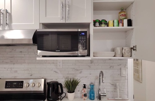 Markham Apartment | 2 Bedroom private Basement apartment