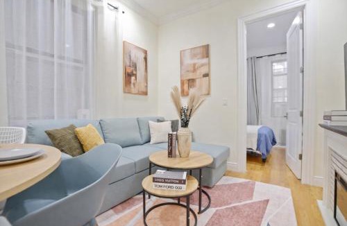 Bloomingdale Apartment | 2 Bedroom Quite Nest