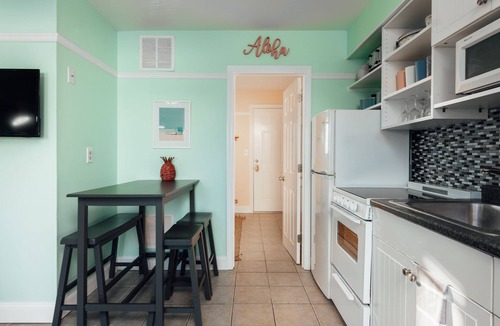 Hampton Condo | 2 Bedrooms, Steps to Sand, Heart of Hampton Beach