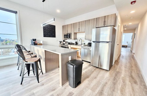 Poplar Apartment | 2 BR in the heart of an old city