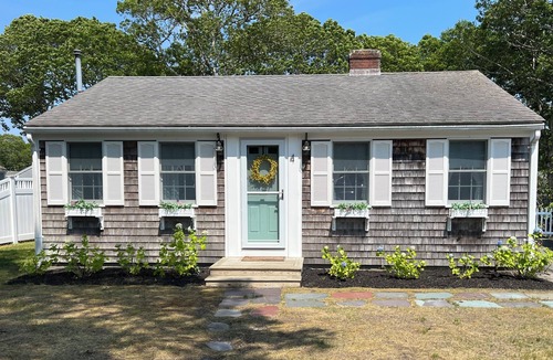 Bass River Cottage | 2 Cottages walking distance to beaches, restaurants, mini-golf and much more