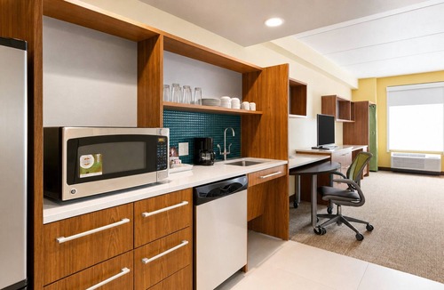 Newtonville Hotel | 2 Family-Friendly Units with Free Breakfast and Free Parking!