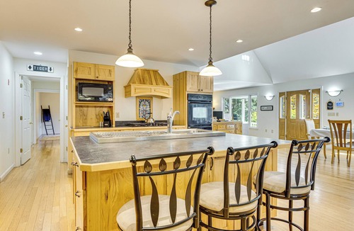 Gilford Cottage | 2 Mi to Winnipesaukee Shores: Gunstock Retreat