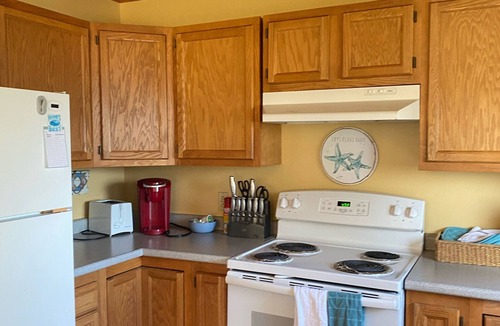 Trenton House | 2 of everything! kitchen, living, bathroom on separate floors