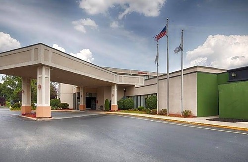 Woburn Hotel | 2-Star Hotel ∙ Best Western Plus New Englander