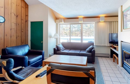 Stowe Area Condo | 2-Story Golf Course Front Condo w/Gas Fireplace, Shared Hot Tub, Pool, Game Room