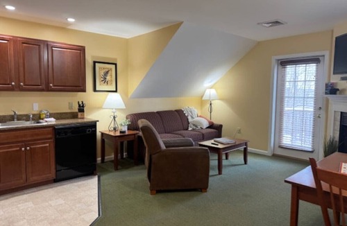 Francestown House | 20% Sale April/May NH Condo Unit 4D