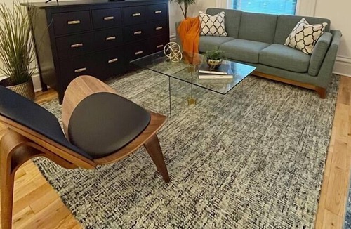 Downtown Apartment | #202 · Yale area-gorgeous, modern studio w/loft #202