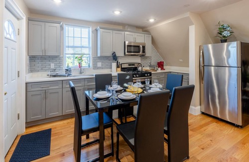 Dorchester Apartment | 233/3-Boston family friendly apartment