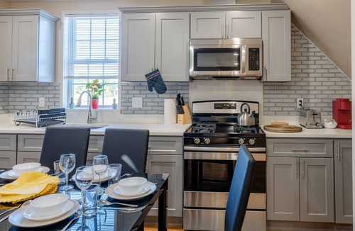 Dorchester Apartment | 233/3-Boston family friendly apartment