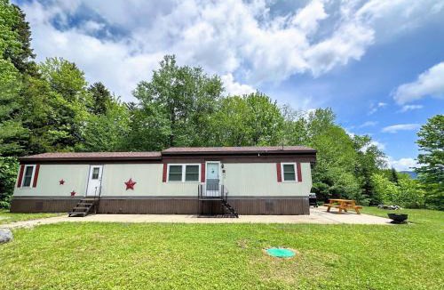 Carroll House | 26CM - private camp in Bretton Woods wifi AC private yard with great views