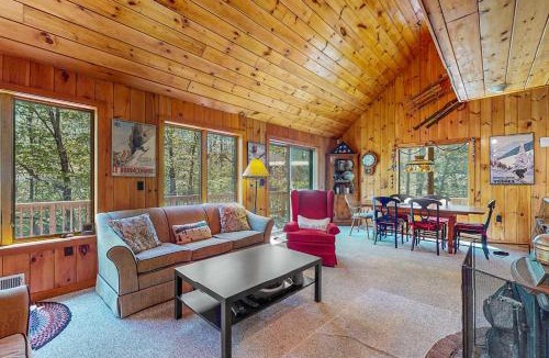 Ludlow House | 278 Ghia Farm Road