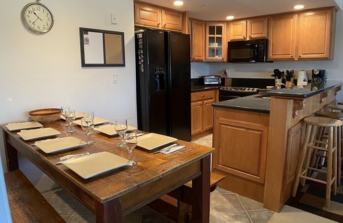 Stratton Mountain Condo | 2B/2b Family friendly condo in Stratton Landmark
