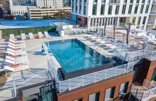Civic District Condo | 2BD/Austin - Full Kitchen, W/D, Balcony, Fire Pit!