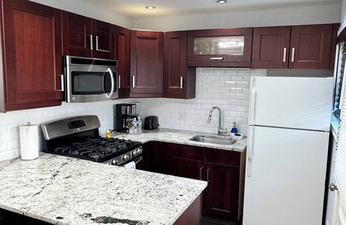 East Shore Condo | 2bdr condo next to us marine corps