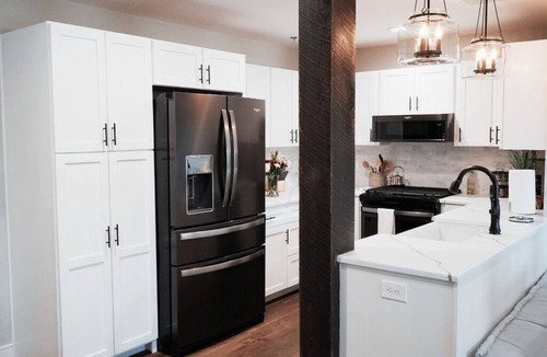 Stonington Apartment | 2BR 2BA Condo Minutes to DT Mystic!
