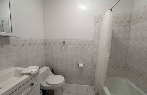 Garment District Apartment | 2BR/2BA w/4 Beds near Times Square