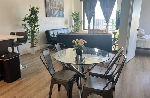 Elizabeth Apartment | 2BR apt near EWR 6b9v