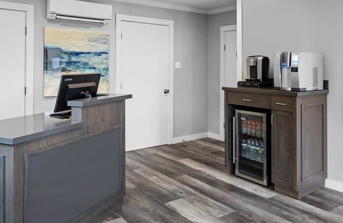 Jamestown Condo | 2br Condo Tranquil Retreat on Conanicut Island