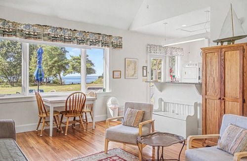 Wareham Cottage | 2BR Cottage with Stunning Water Views & Beach Access