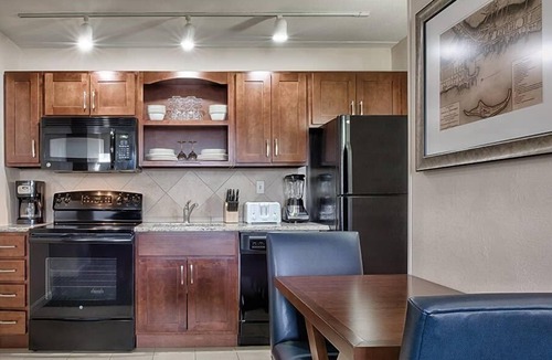 The Point Condo | 2br Deluxe Condo Family Fun & Historically Located!
