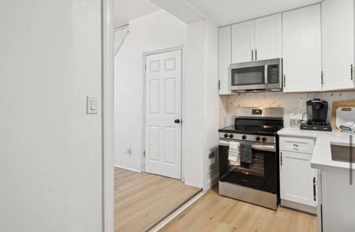 North Philadelphia West House | 2BR Near Philly Zoo, Art Museum & Center City