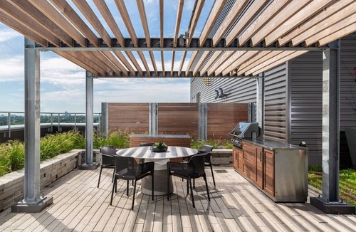 Ottawa Division Apartment | 2BR Oasis w/Gym & Terrace, Near Hintonburg!