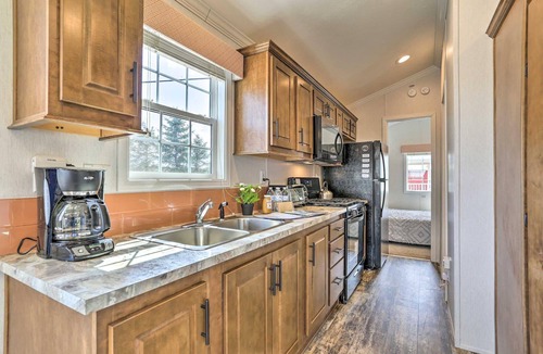 Pleasant Mount Villa | 2hr NYC Trip: Fresh Air Cabin & Suite
