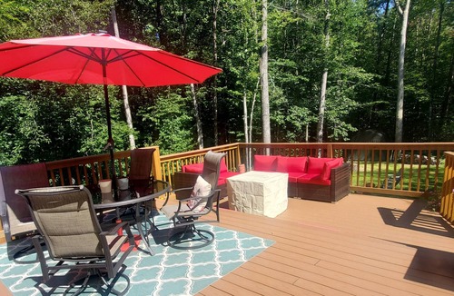 Moultonborough House | 3 bed /2 bath lake Winnipesaukee Private Beach access