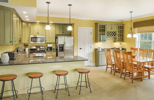 Jeffersonville Hotel | 3 BEDRM PRESIDENTIAL, SMUGGLERS' NOTCH , RCI GOLD CROWN #1 FAMILY SKI RESORT