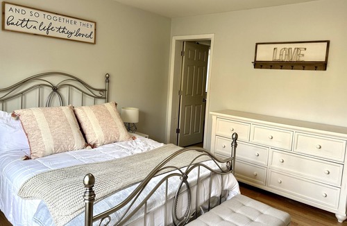 Grantham House | 3 Bedroom 2 Bathroom Home in Grantham