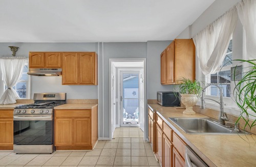 Asbury Park House | 3 Bedroom Beach Retreat