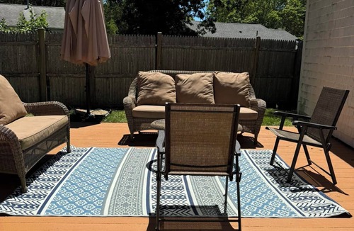 Yarmouth Cottage | 3-bedroom cape house in South Yarmouth.
