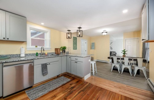 Ocean Park House | 3-Bedroom Coastal Haven: 3 Blocks from the Beach