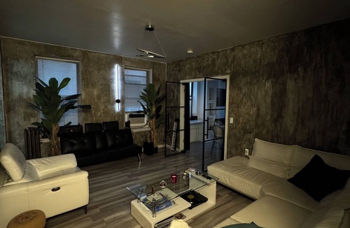 Central Park North Condo | 3-bedroom condo in Central Park, Manhattan, Times Square!