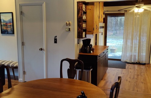 North Haverhill Cabin | 3-bedroom Cozy Cabin in Mountain Lakes near White Mountains