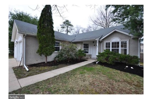 Sicklerville House | 3-bedroom house in brilliant Winslow Township with WiFi, AC