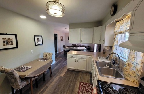 Cape Anne House | 3-bedroom house in Deale located on Bay many amenities and great views