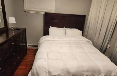Brooklawn - St. Vincent House | 3-bedroom house in excellent Bridgeport with cool AC breeze